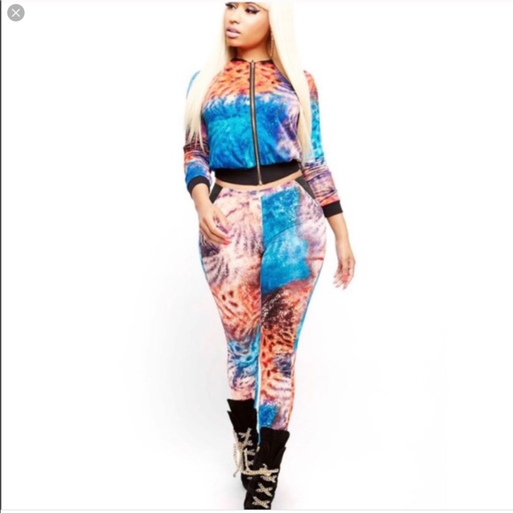 NICKI MINAJ COLORFUL BARBZ FIT LEGGINGS
